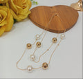 Elegant bead necklace